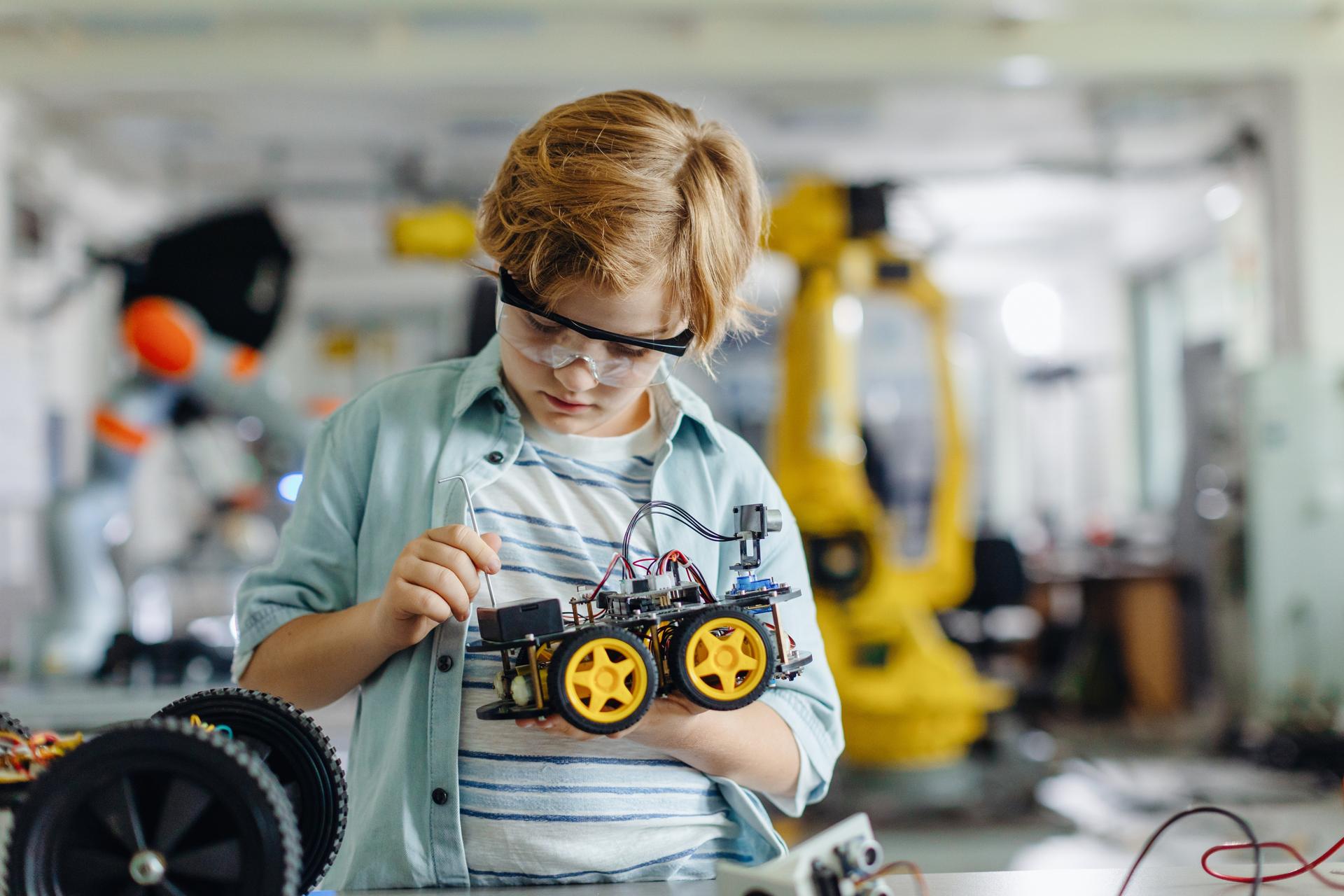 STEM & Technology